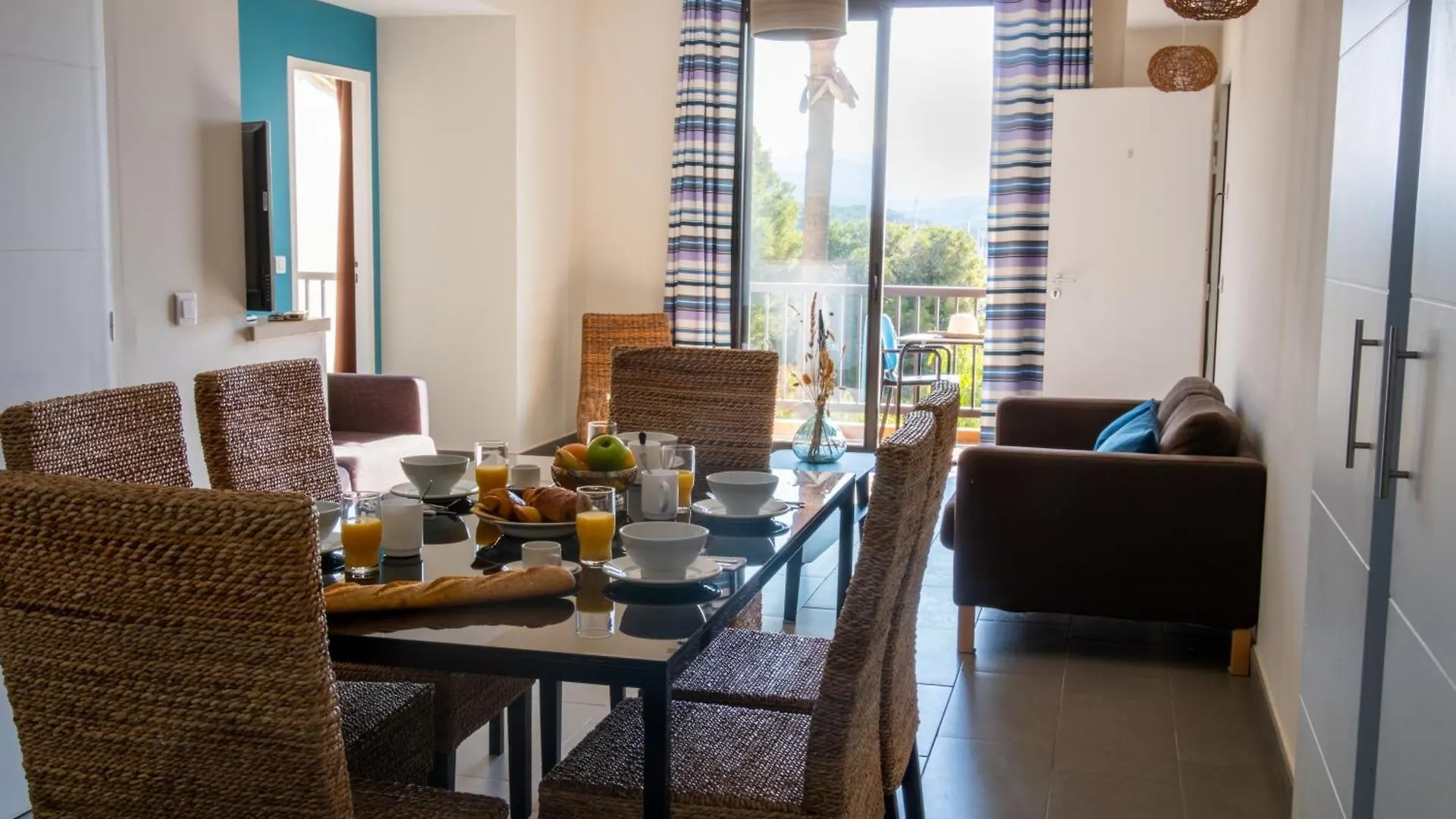 Aparthotel Les Appartements De L'Helios - Ile Des Embiez Six-Fours-les-Plages
