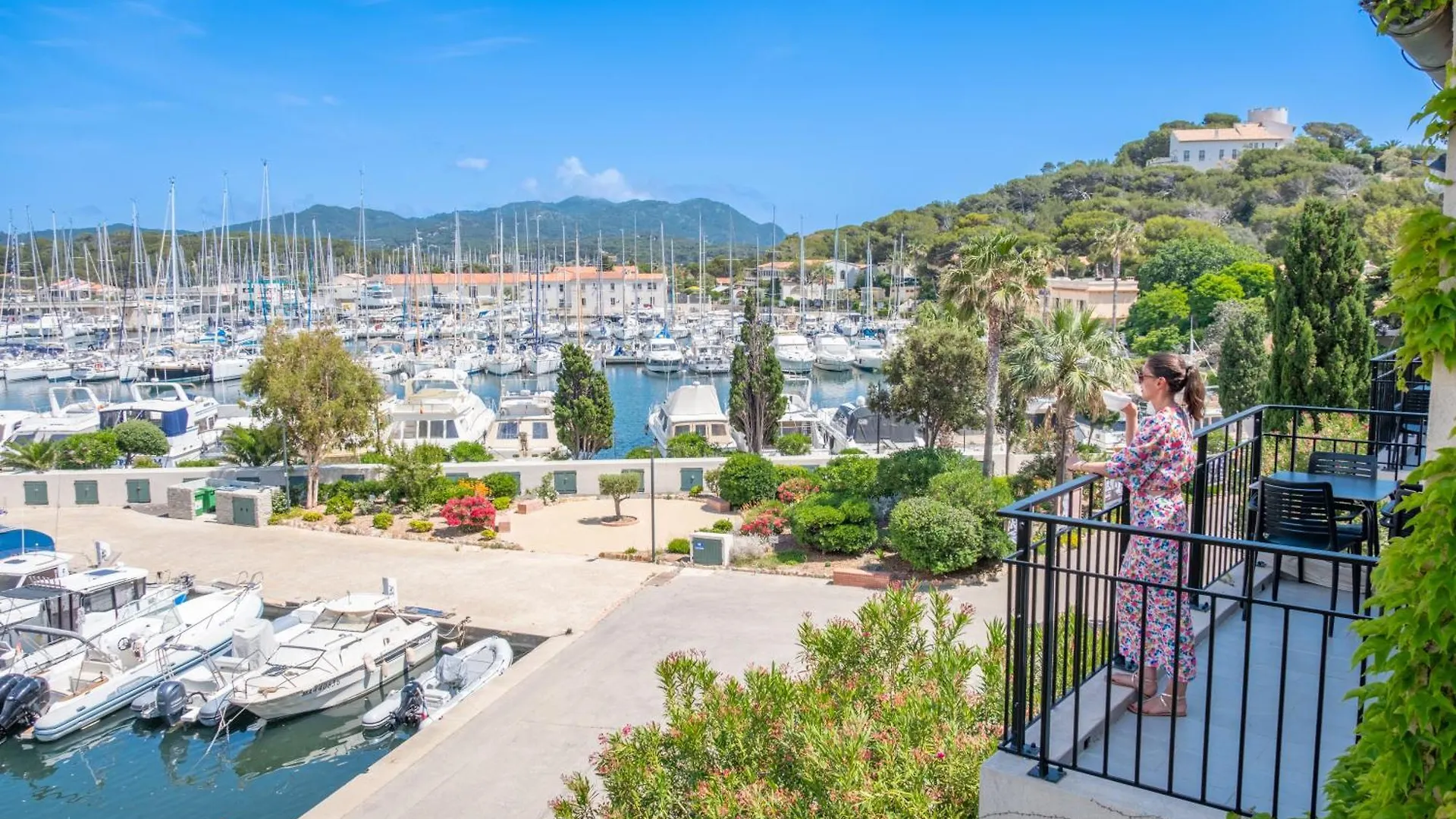 Les Appartements De L\'Helios - Ile Des Embiez contacts