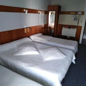 hotel-chalet-saint-louis.midi-pyreneeshotels.com/